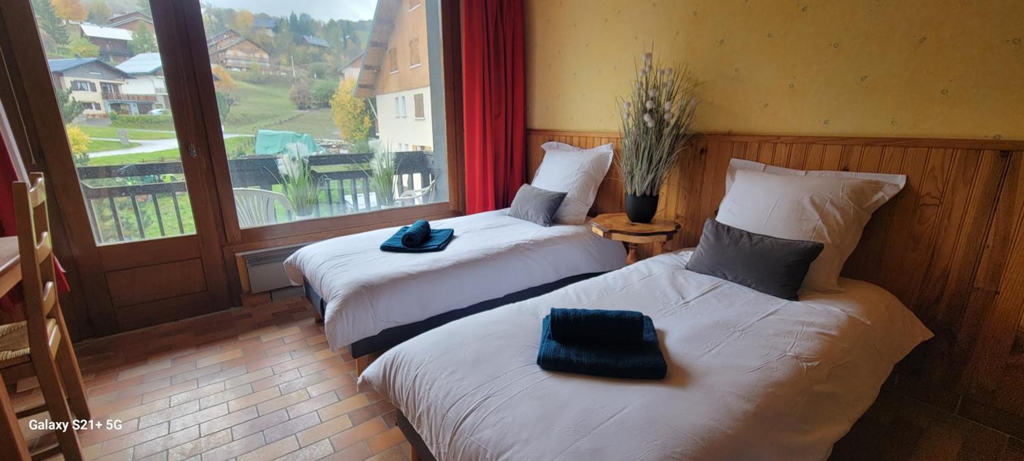 Hotel La Rua Albiez-Montrond Eksteriør billede